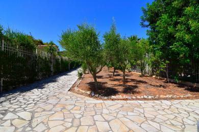 Detached house for sale in Agia Marina, Greece