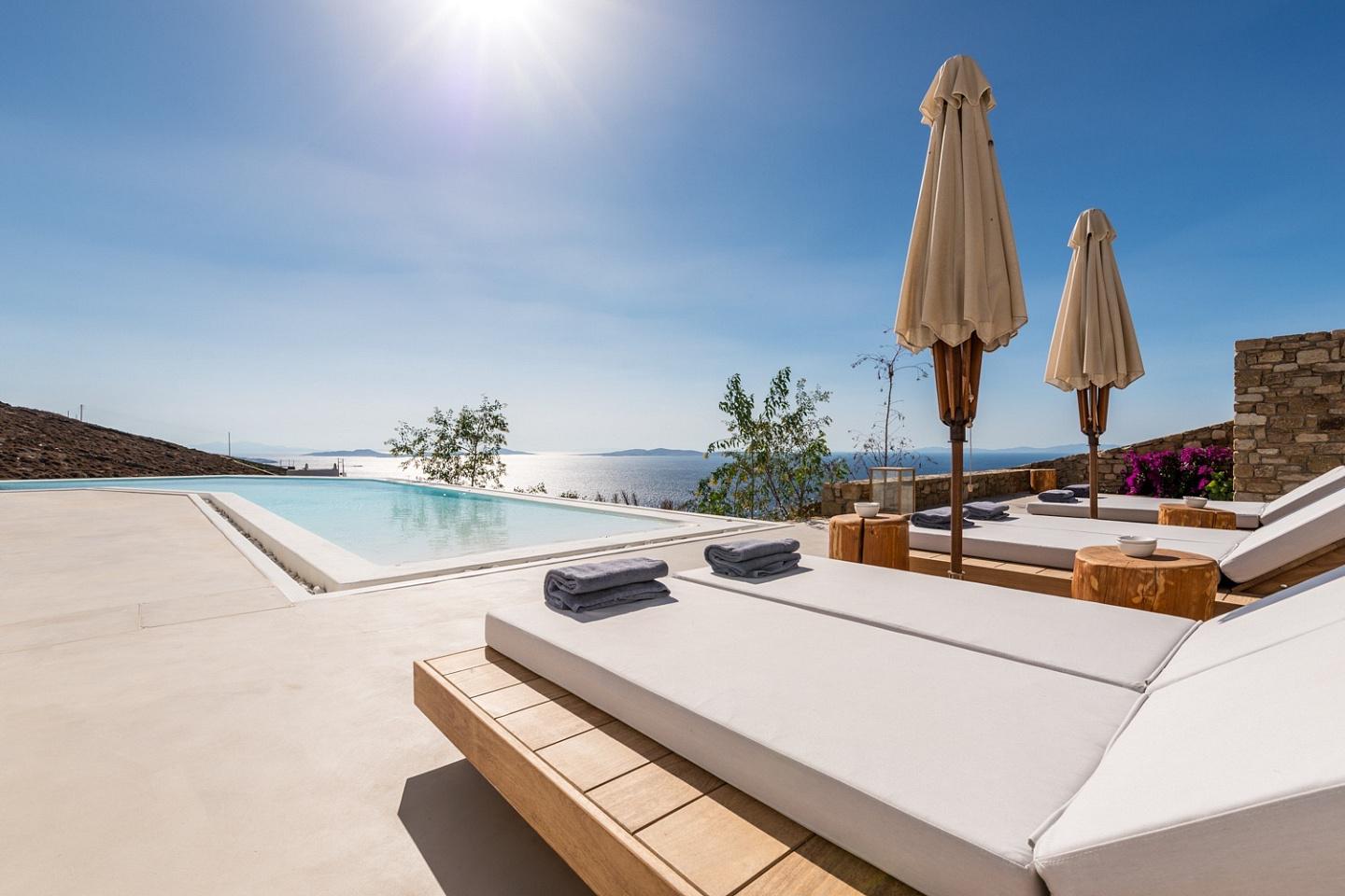 Luxury Villa for sale in Mykonos.